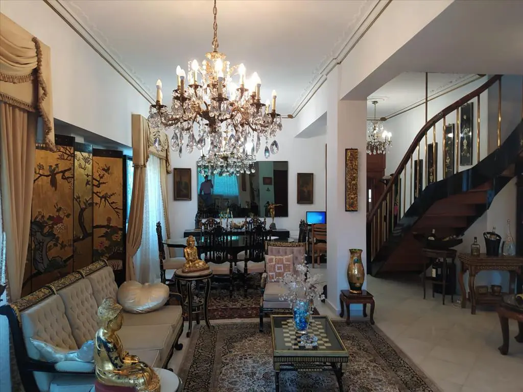 Detached House Of 640 M² In Athens