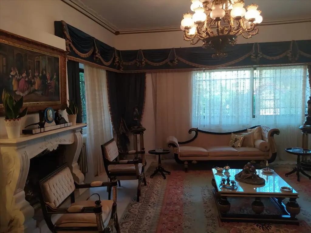 Detached House Of 640 M² In Athens