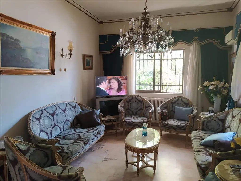 Detached House Of 640 M² In Athens