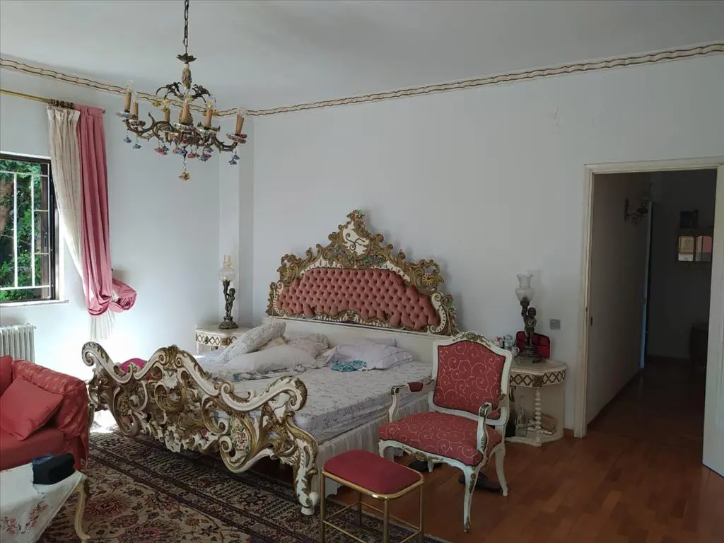 Detached House Of 640 M² In Athens