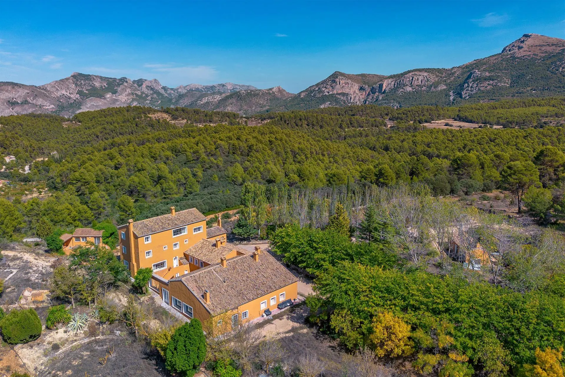 Villa Of 1040 M² In Penaguila, Spain