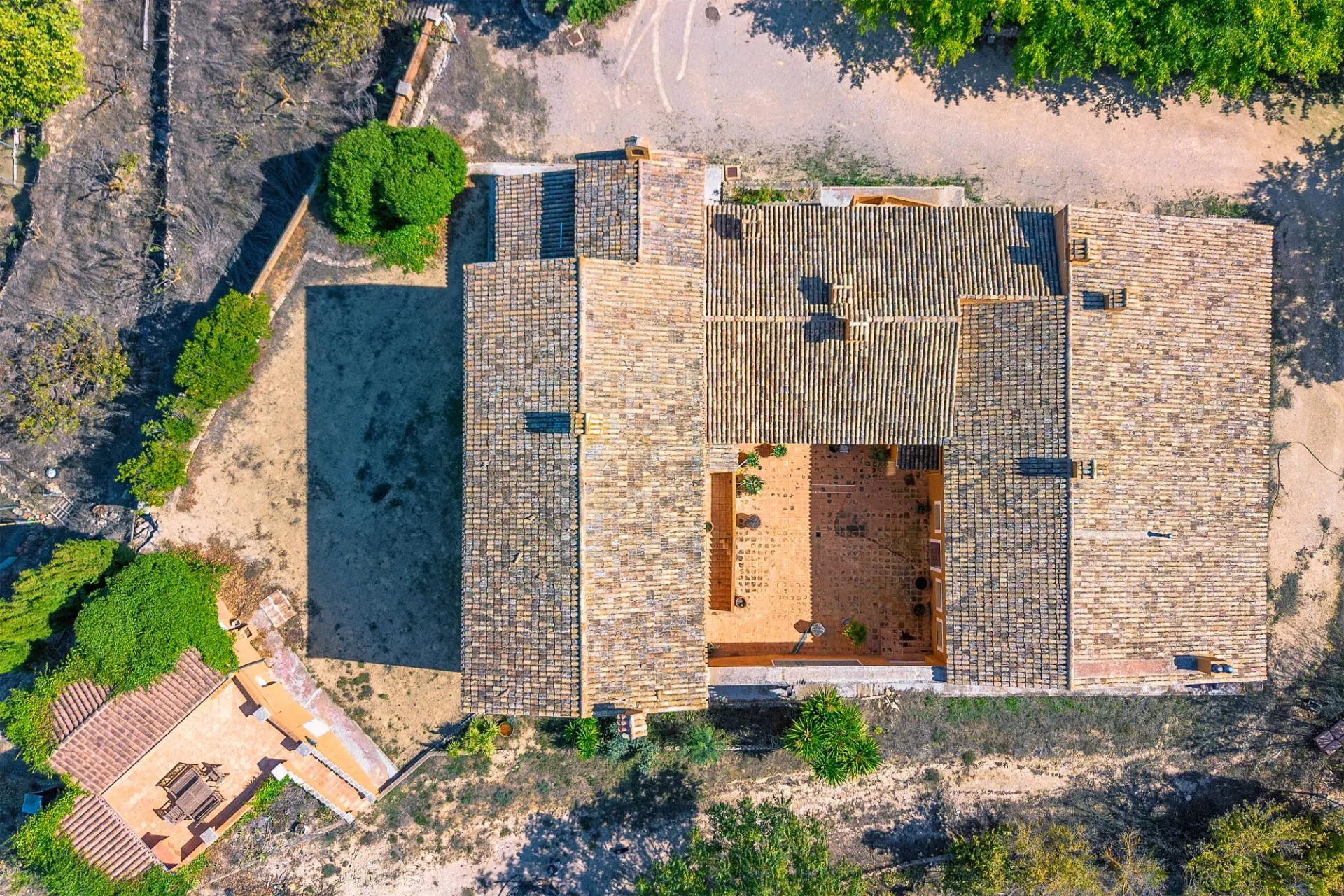 Villa Of 1040 M² In Penaguila, Spain