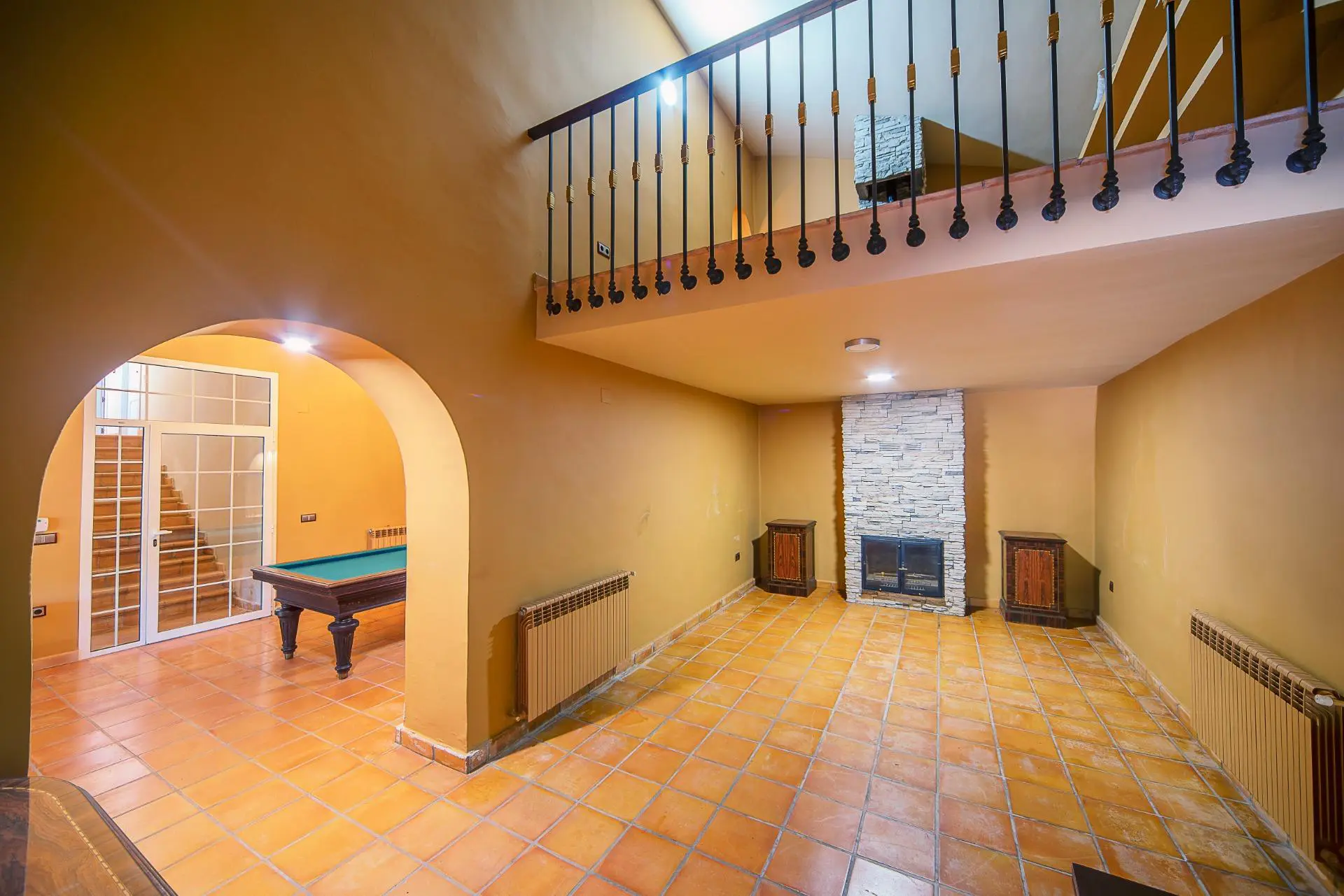 Villa Of 1040 M² In Penaguila, Spain
