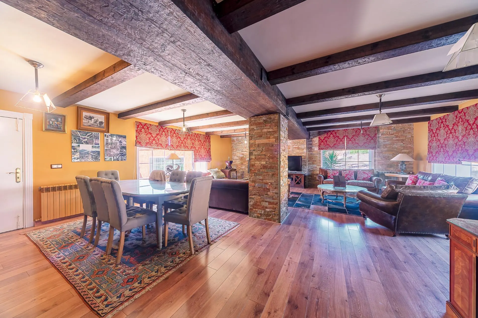 Villa Of 1040 M² In Penaguila, Spain