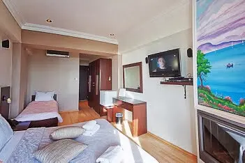 Hotel Of 340 M² On The Olympic Coast