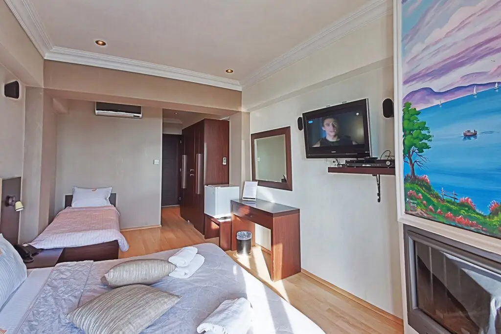 Hotel Of 340 M² On The Olympic Coast