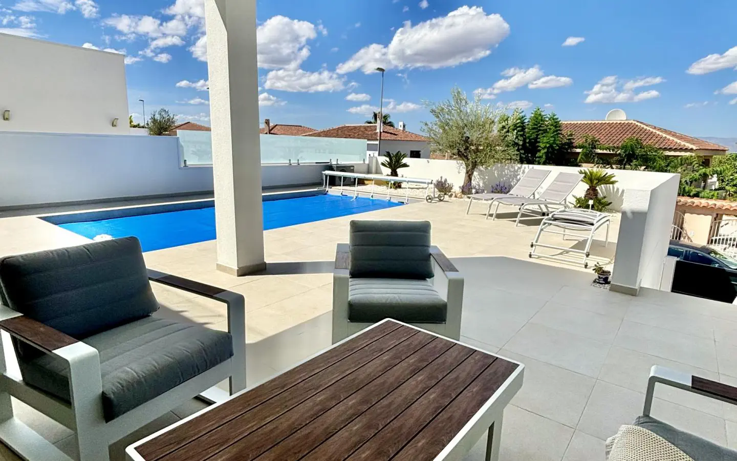 3-bedroom Villa In Benijofar, Spain (120 M²)