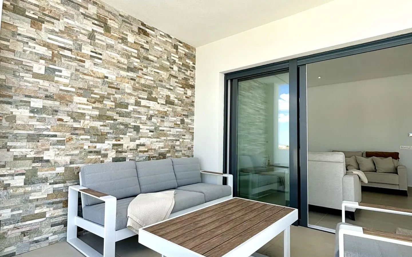 3-bedroom Villa In Benijofar, Spain (120 M²)