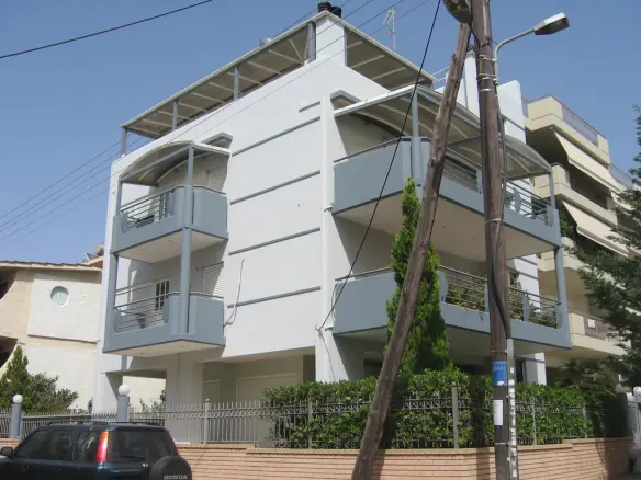 3-bedroom Flat In Alimos, Greece (98 M²)