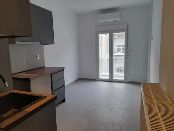Flat In Center Of Thessaloniki, Greece (23 M²)