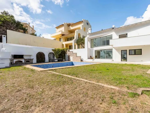 Villa In Pikermi, Greece (462 M²)