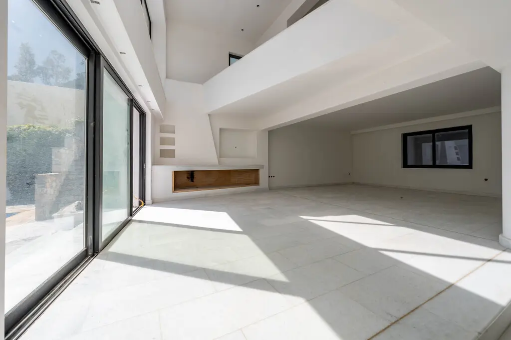 Villa Of 462 M² In Attica