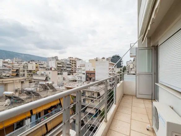 3-bedroom Flat In Zografou, Greece (92 M²)