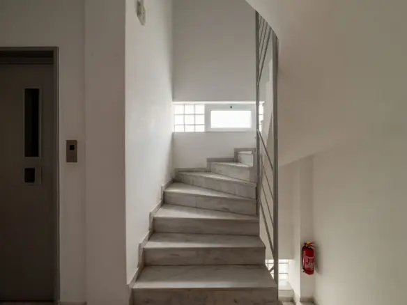 3-bedroom Flat In Zografou, Greece (92 M²)