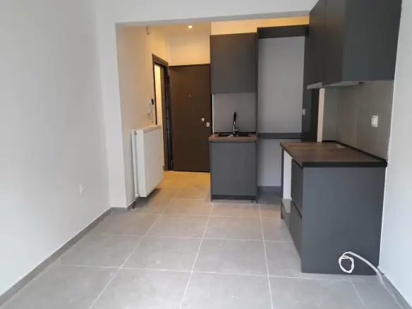 Flat In Center Of Thessaloniki, Greece (23 M²)