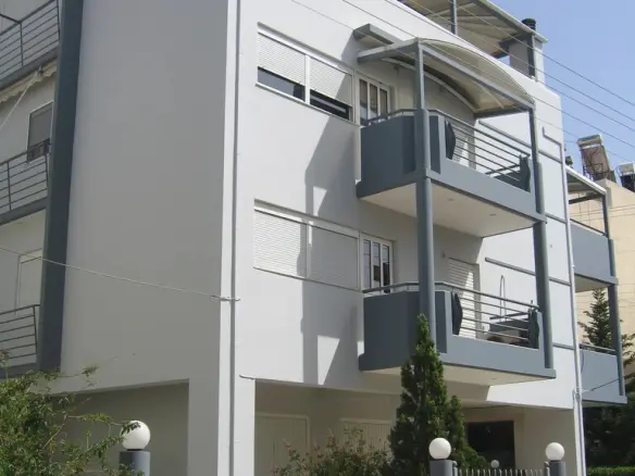 3-bedroom Flat In Alimos, Greece (98 M²)