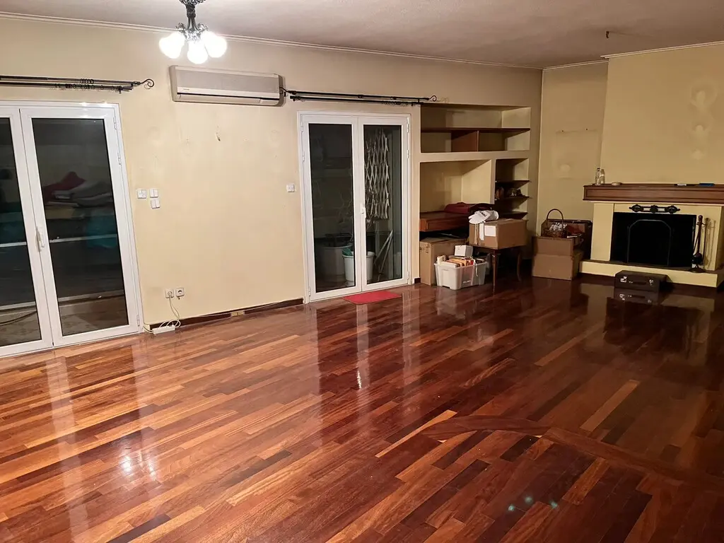2-bedroom Maisonette In Neos Kosmos, Greece (104 M²)