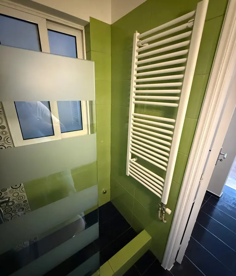 Flat Of 98 M² In Athens