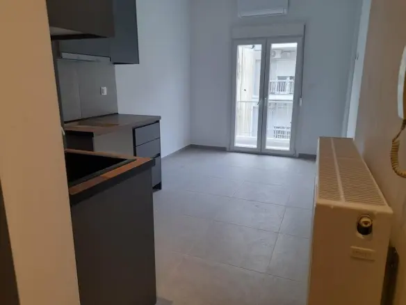 Flat In Center Of Thessaloniki, Greece (23 M²)