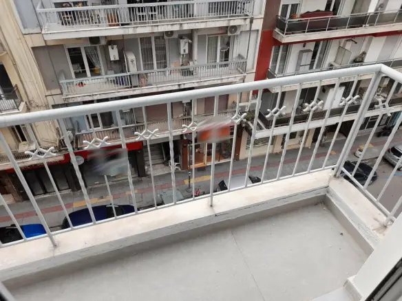 Flat In Center Of Thessaloniki, Greece (23 M²)