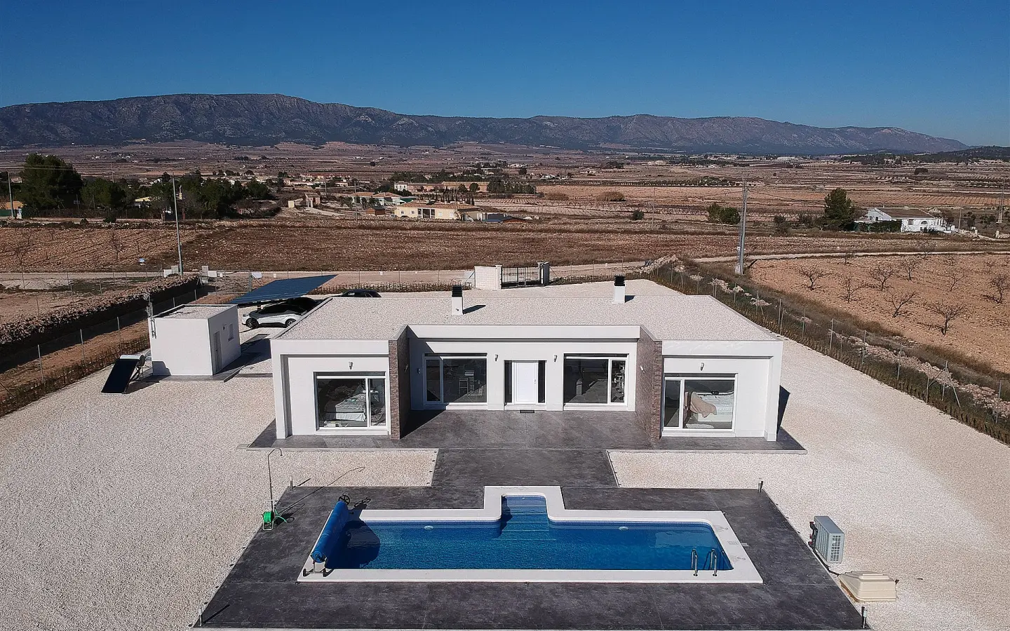 3-bedroom Detached Villa In Pinoso, Spain (150 M²)