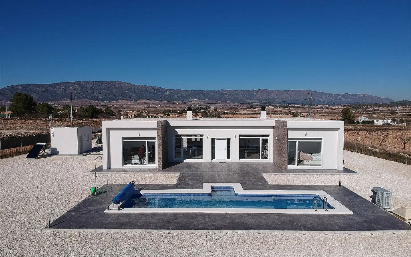 3-bedroom Detached Villa In Pinoso, Spain (150 M²)