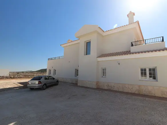4-bedroom Detached Villa In Pinoso, Spain (225 M²)