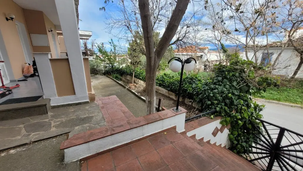 2-bedroom Flat In Thermaikos, Greece (95 M²)