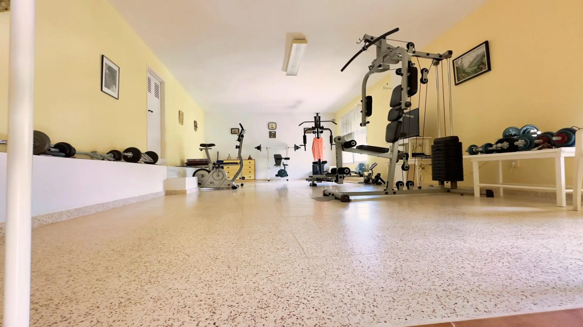 Villa Of 320 M² In La Nucía, Spain