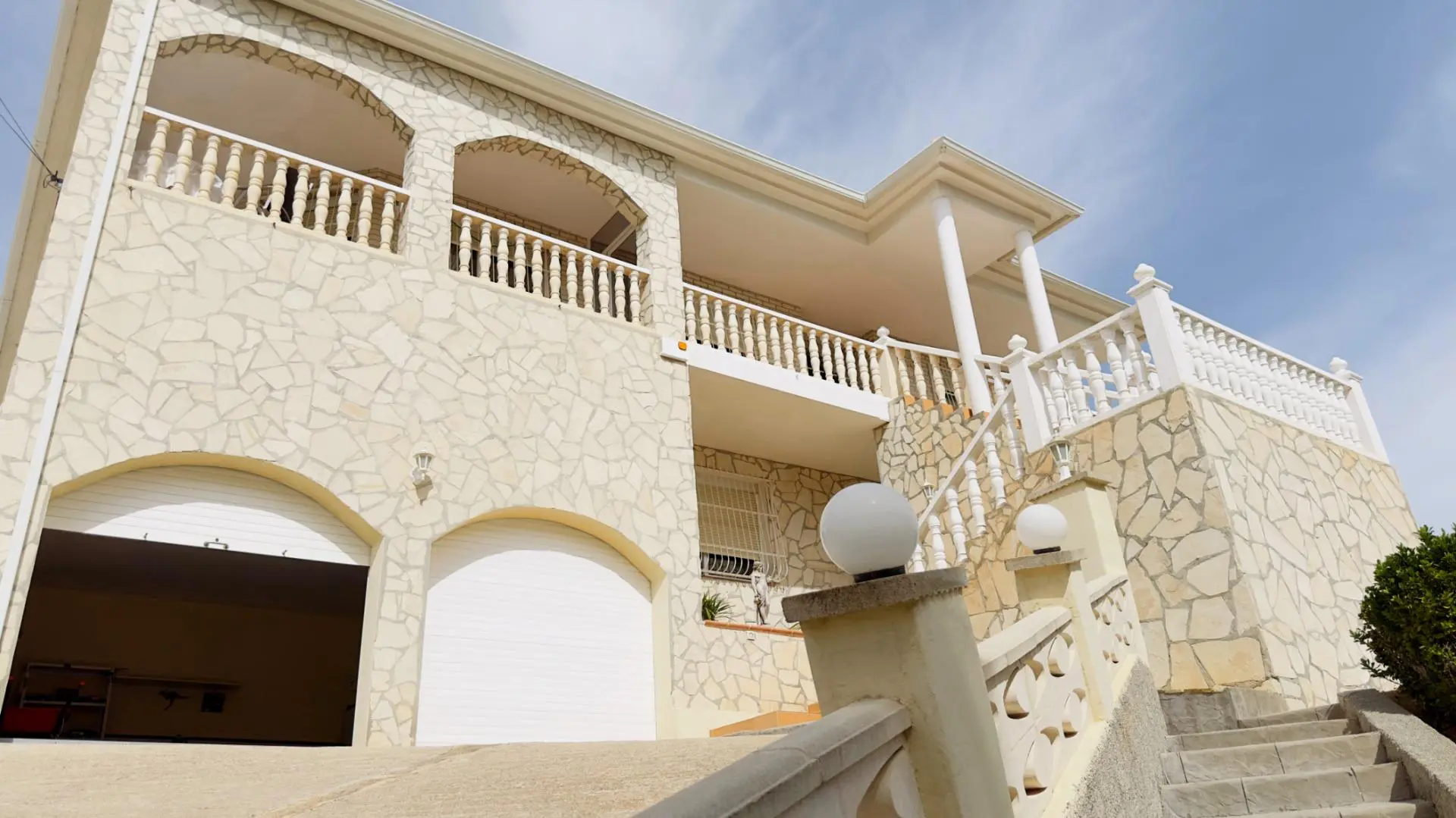 Villa Of 320 M² In La Nucía, Spain