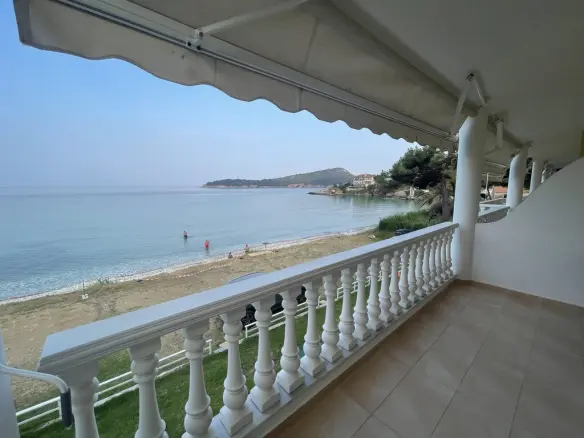 Complex In Thasos, Greece (400 M²)
