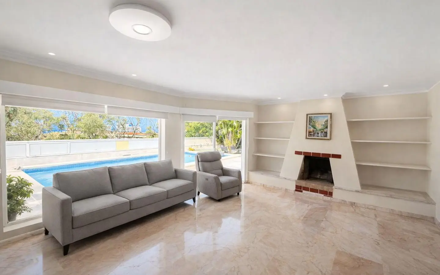 2-bedroom Villa In Puerto De La Cruz, Spain (215 M²)