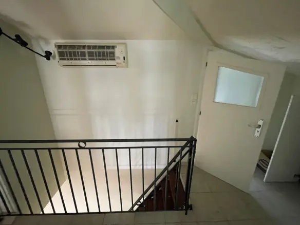Detached House In Corfu, Greece (268 M²)