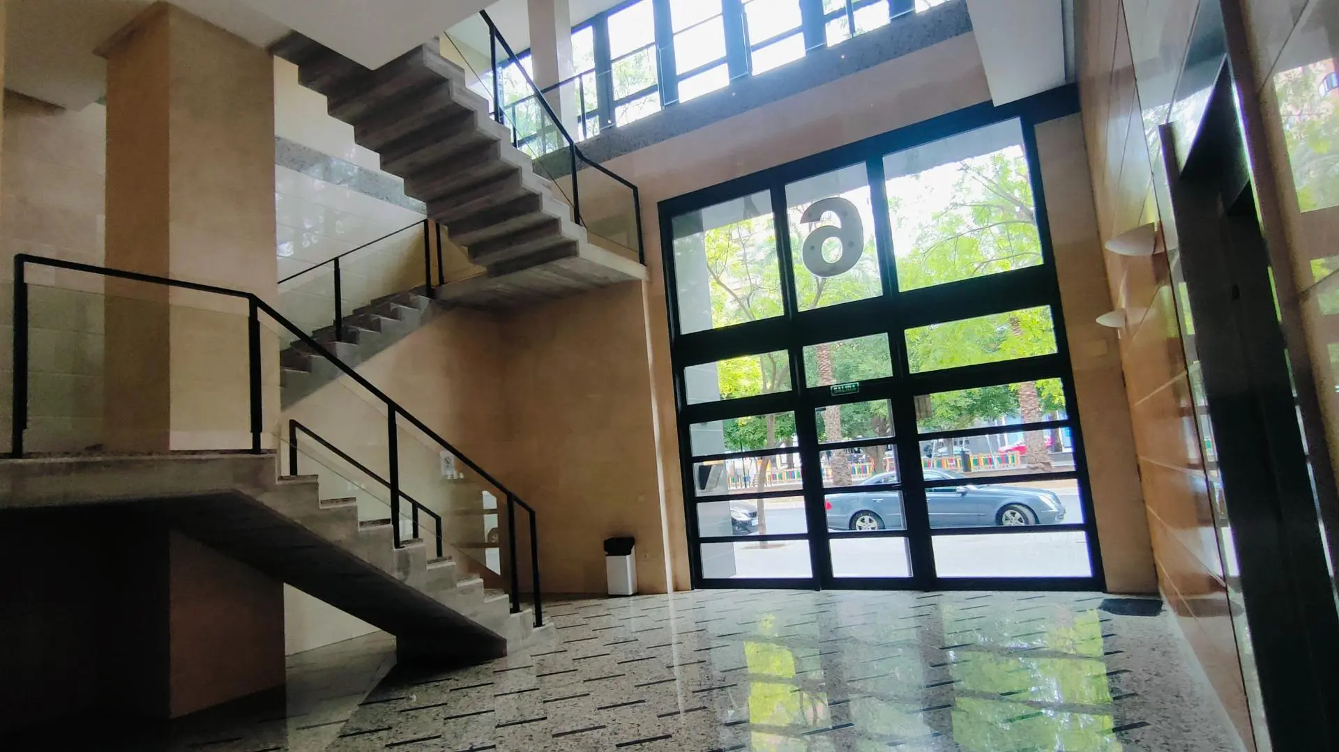 Office Of 550 M² In Alicante, Spain
