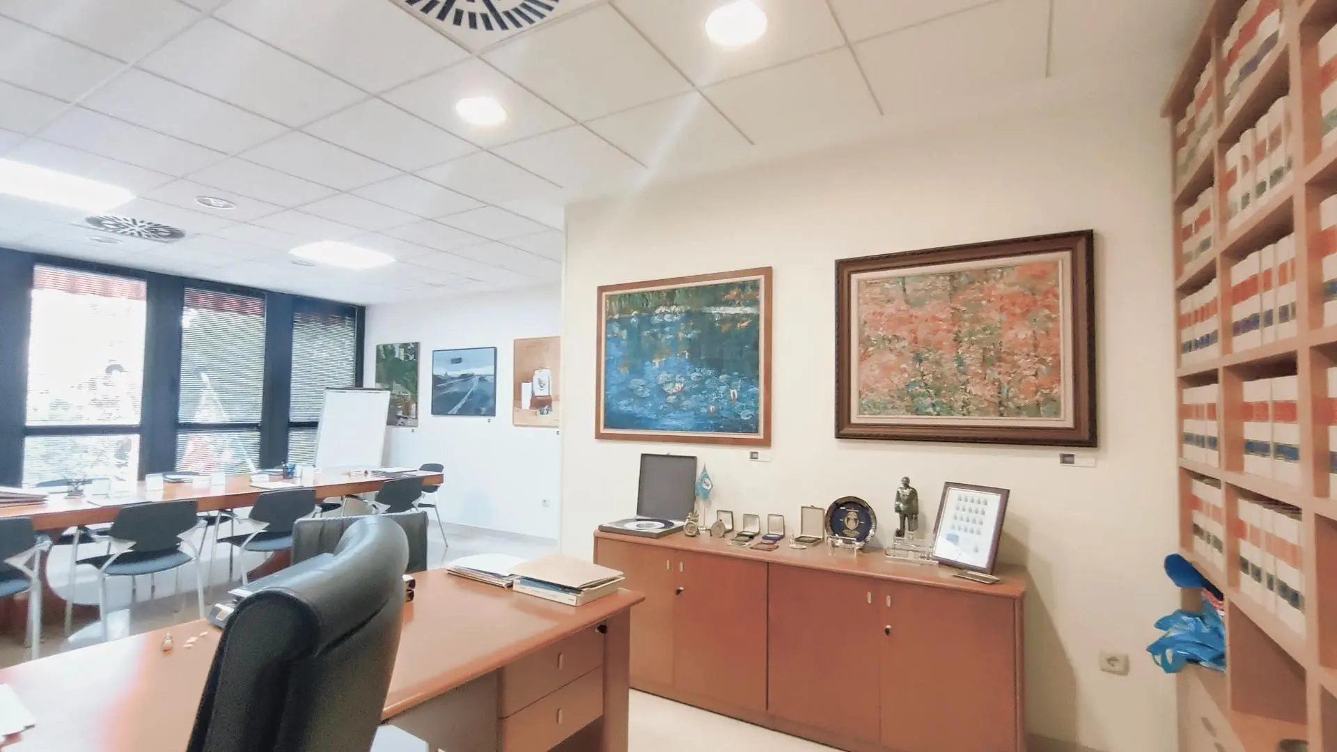 Office Of 550 M² In Alicante, Spain