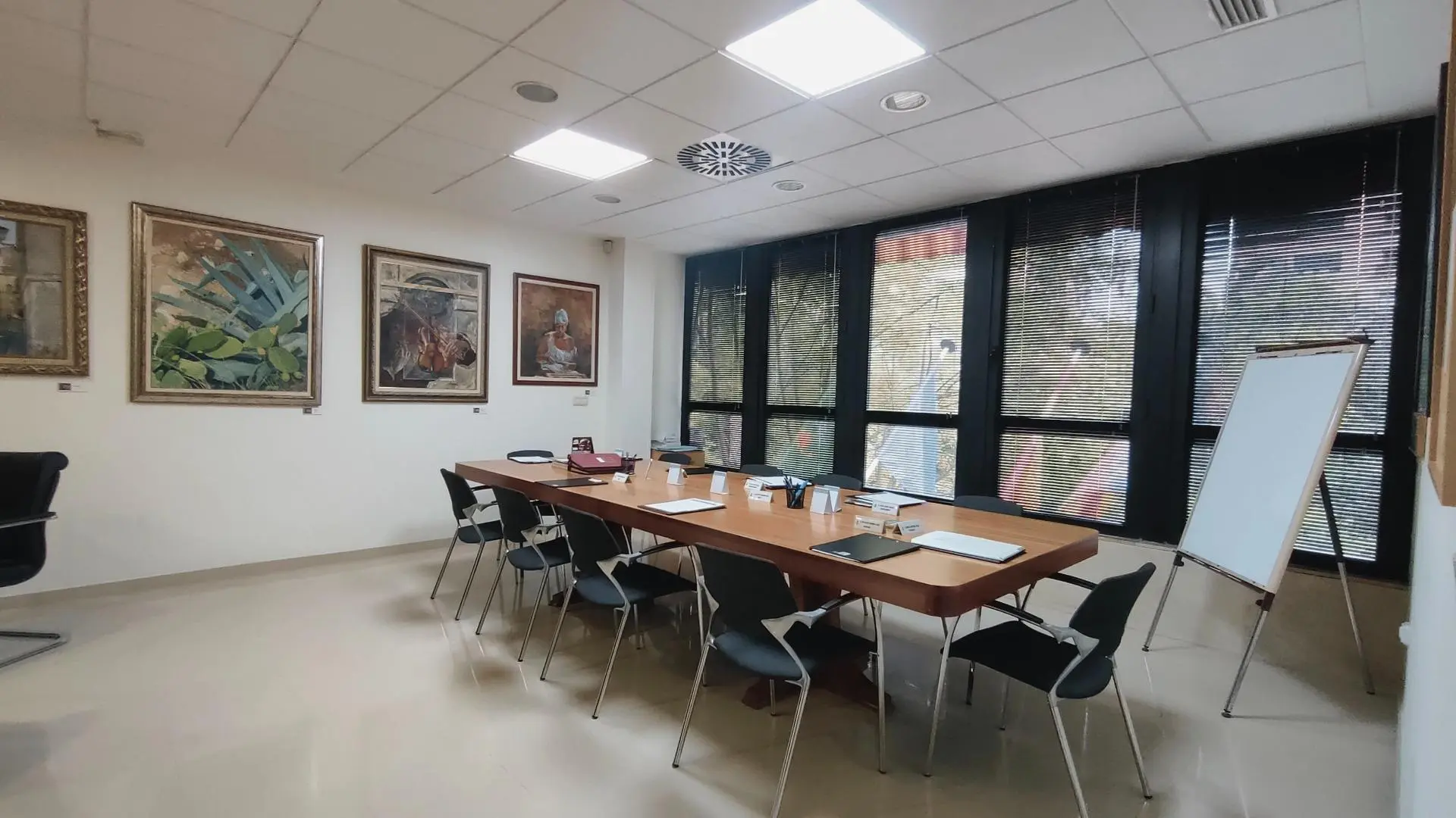Office Of 550 M² In Alicante, Spain