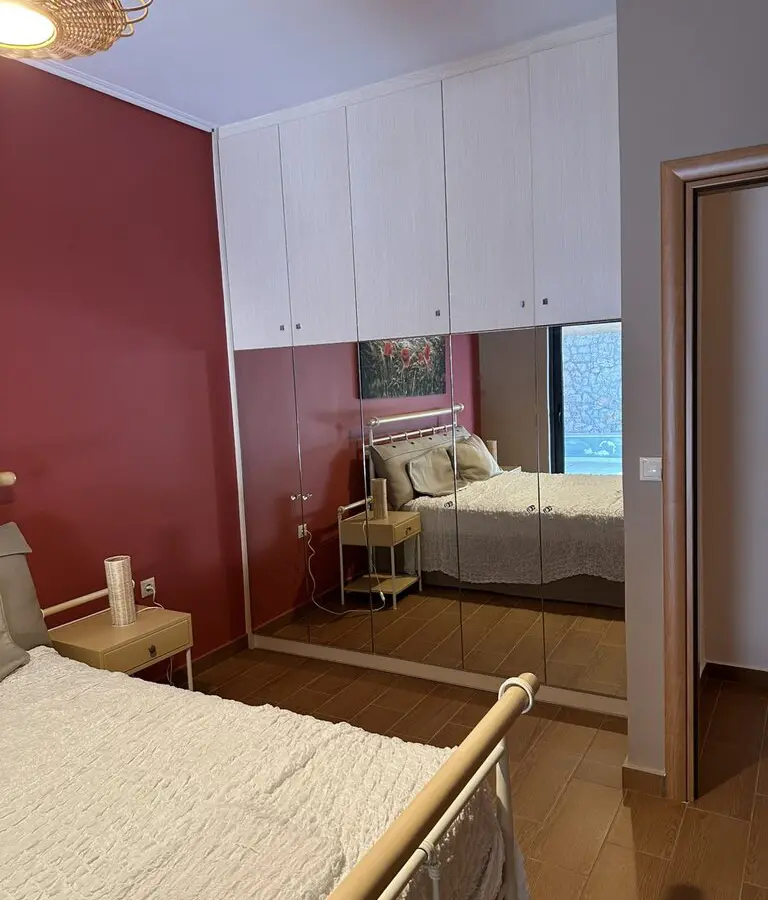8-bedroom Detached House In Kalivia Thorikou, Greece (428 M²)