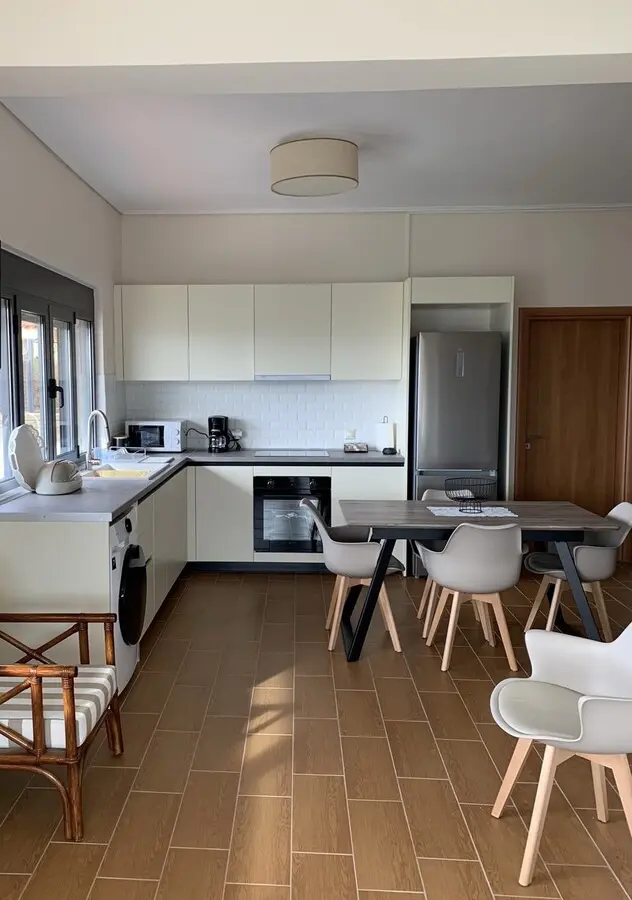 8-bedroom Detached House In Kalivia Thorikou, Greece (428 M²)