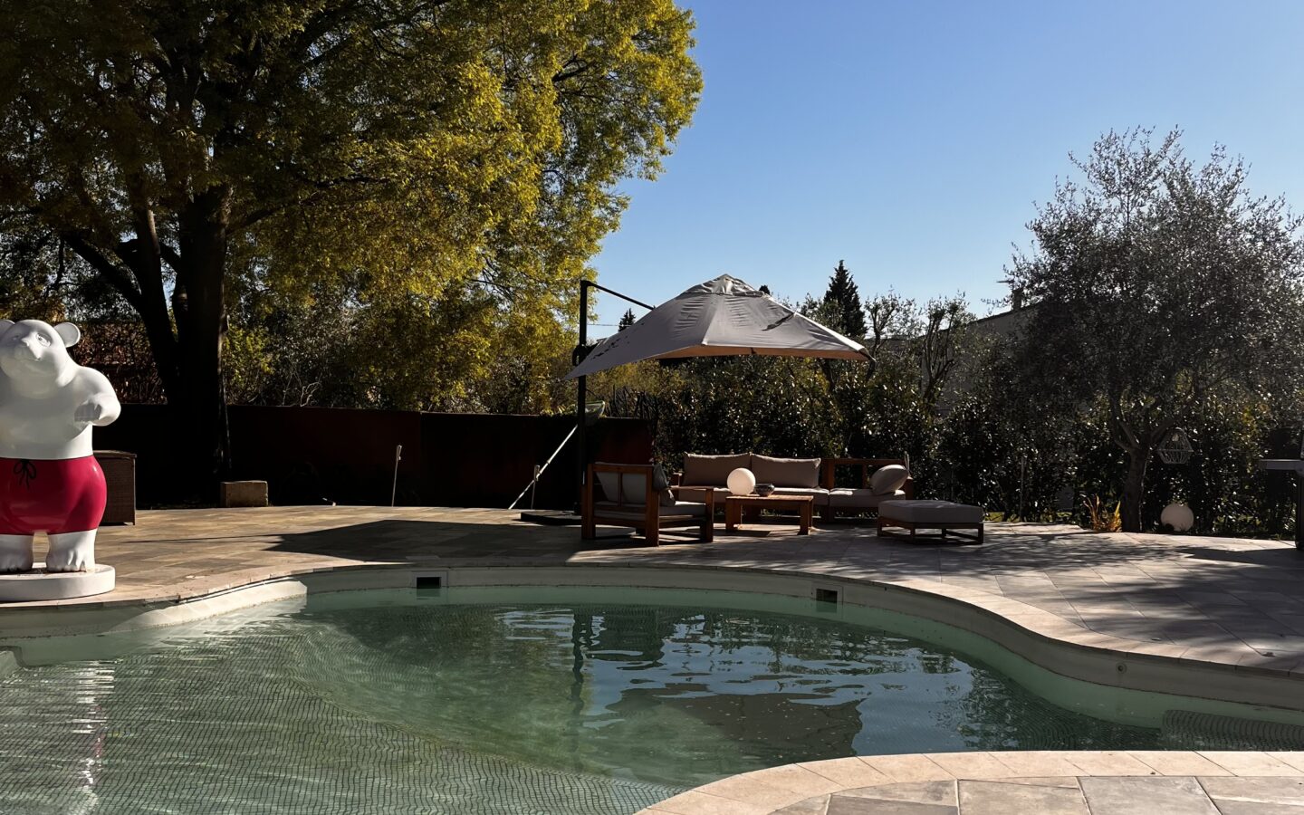 House Of 200 M² With 7 Rooms, Plot Of 1200 M², Swimming Pool, Energy Rating A In Grasse