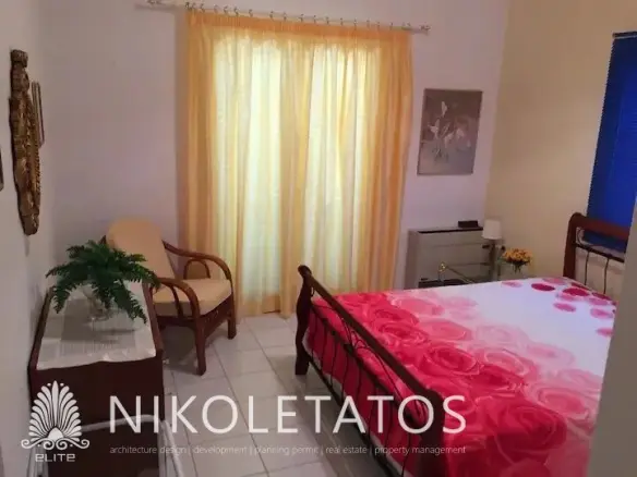 House Of 100 M² With Garden In Poros, Greece