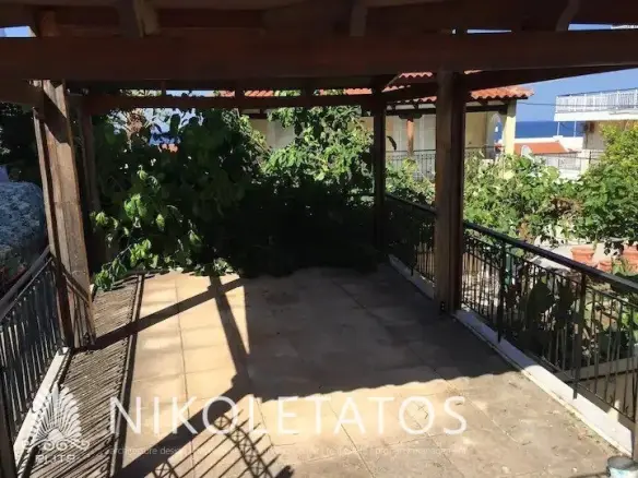 House Of 100 M² With Garden In Poros, Greece