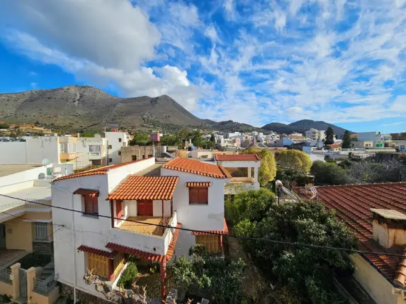 2-bedroom Flat In Neapoli, Greece (100 M²)