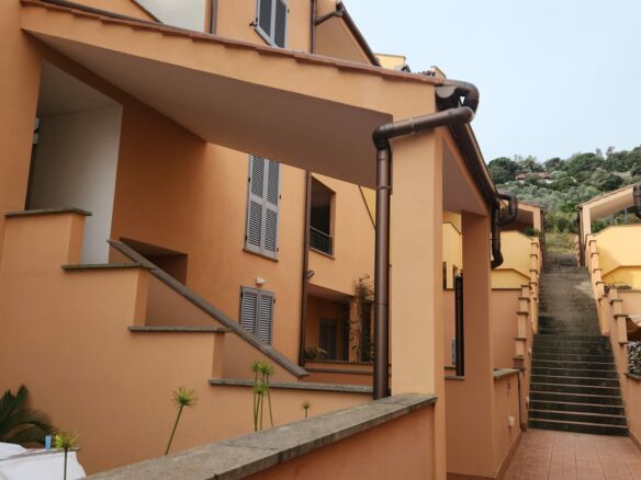 Apartment Of 51,44 M² With Terrace And Covered Parking In Castiglione Della Pescaia, Tuscany