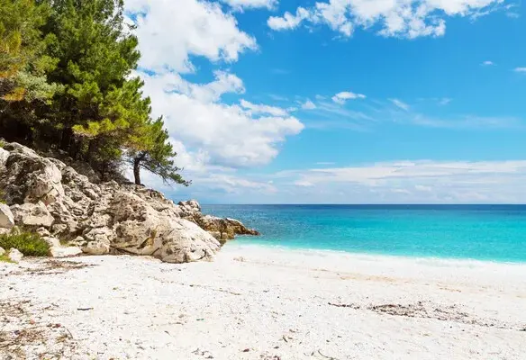 Hotel In Thasos, Greece (2.250 M²)