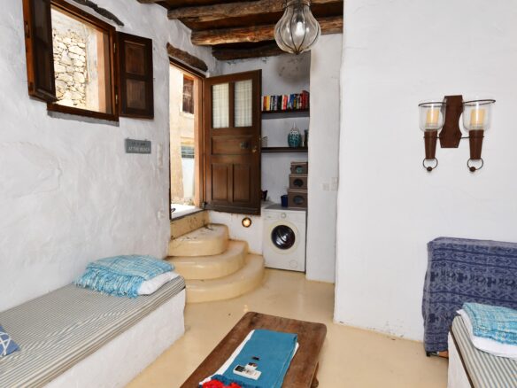 Character Cottage In Small Village – East Crete