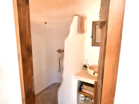 Character Cottage In Small Village – East Crete