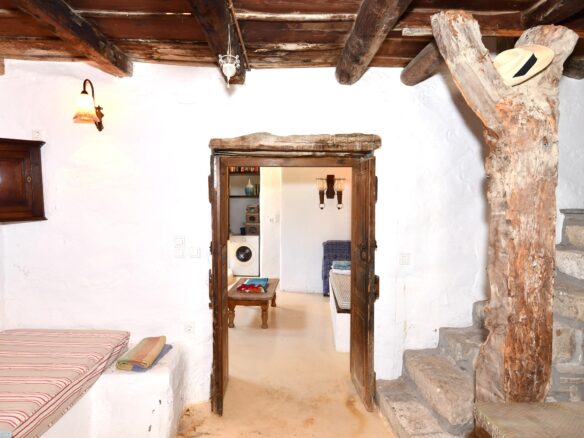 Character Cottage In Small Village – East Crete
