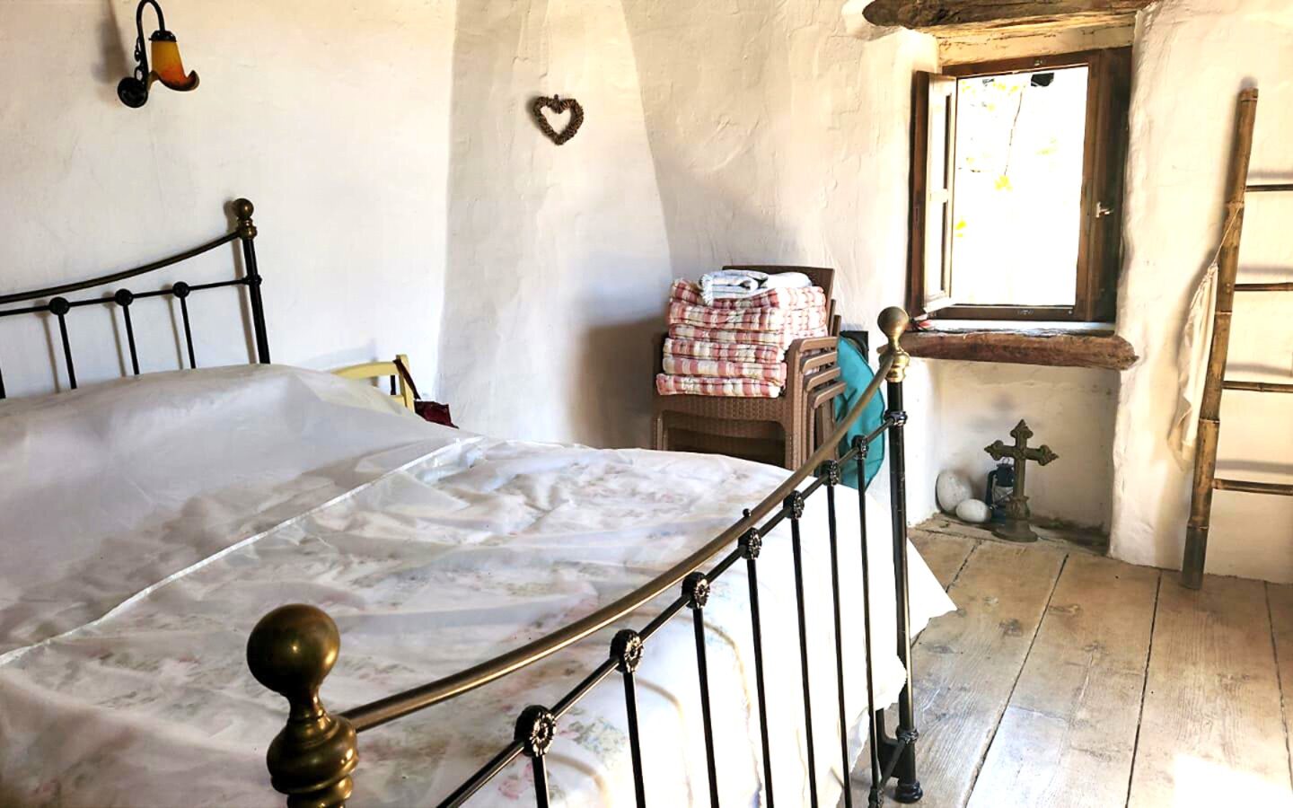 Character Cottage In Small Village – East Crete