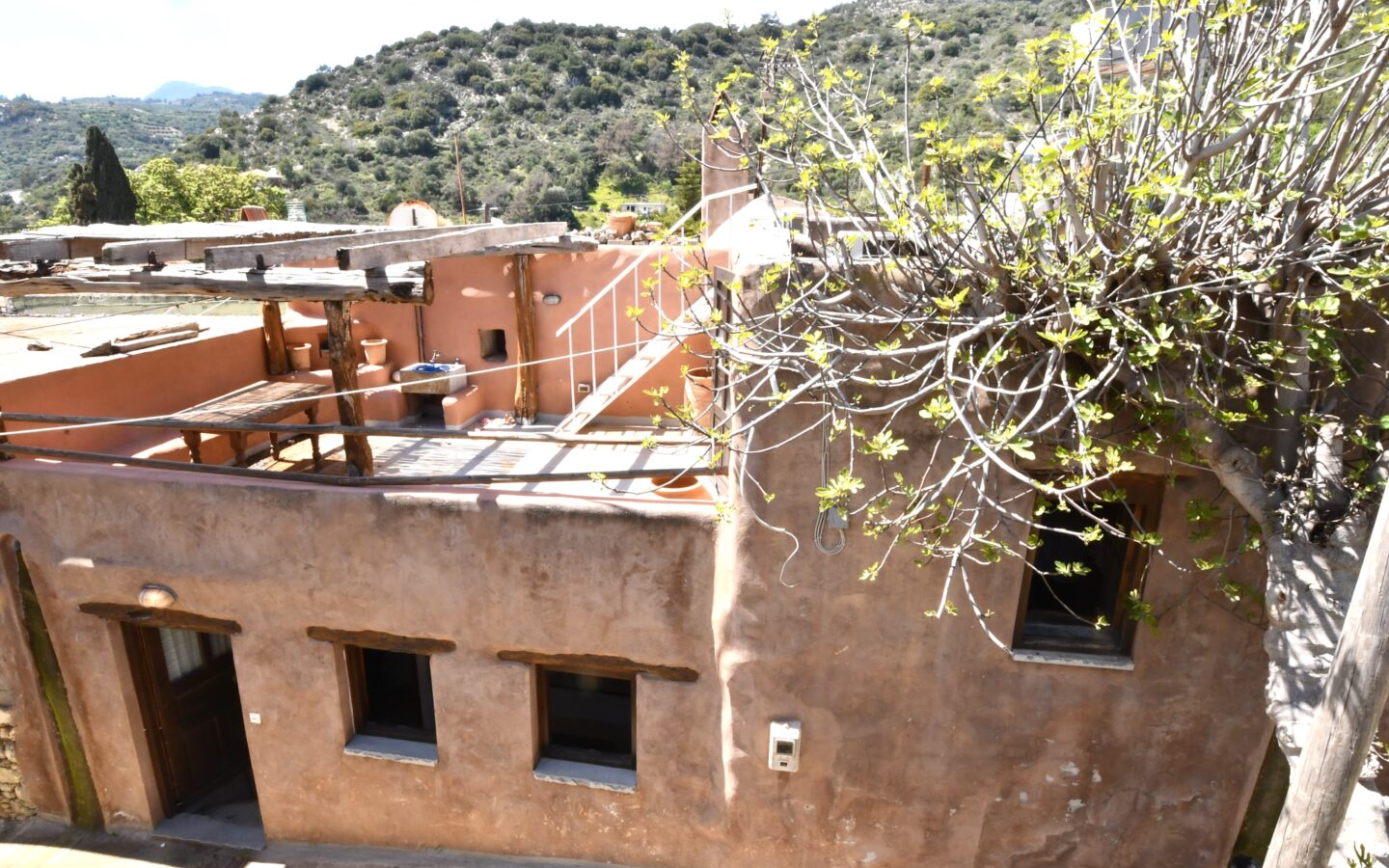 Character Cottage In Small Village – East Crete