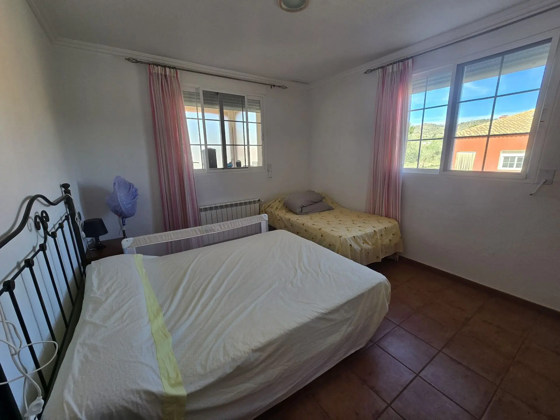 Detached Villa Of 325 M² In Sax, Spain